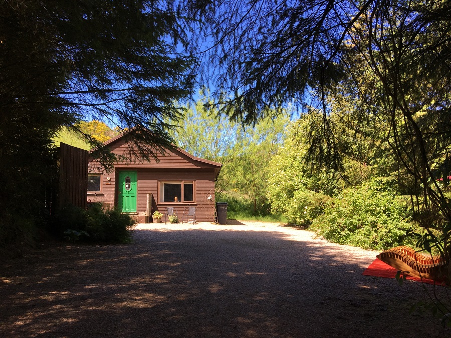 Secret Log Cabin with Hot Tub