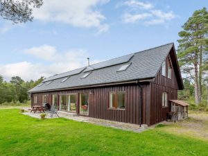 Highland Luxury Lodge with Log Fire