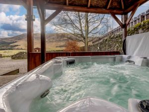 Hot Tub Lodge Hideaway’s Cairngorms