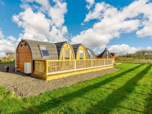 Northern Lights Log Cabin Accommodation